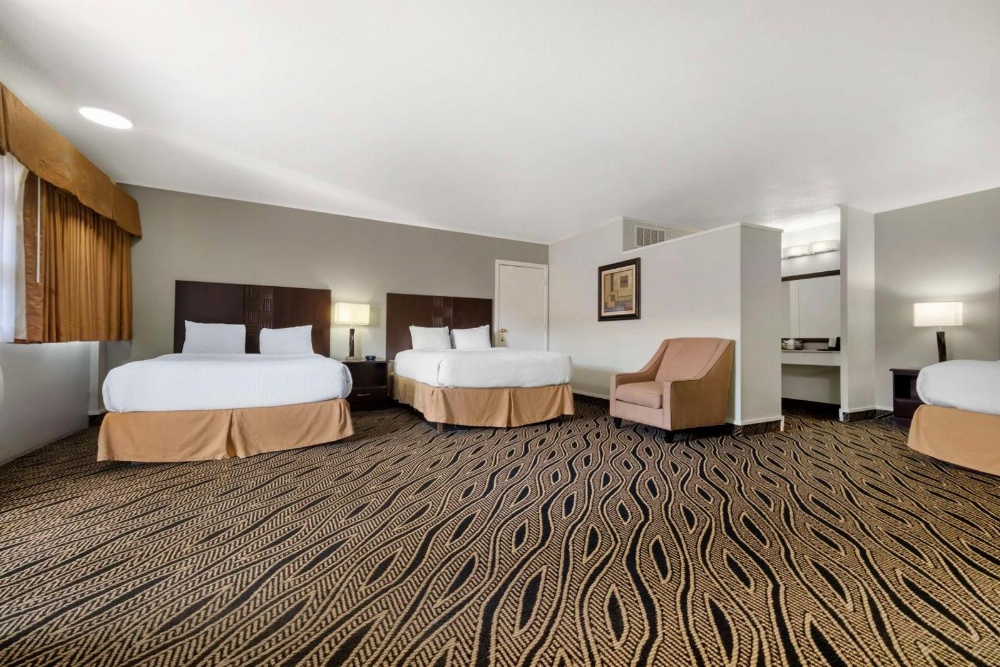 Best Western Red Carpet Inn